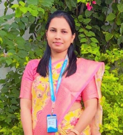 Dipali Prakash Khalane